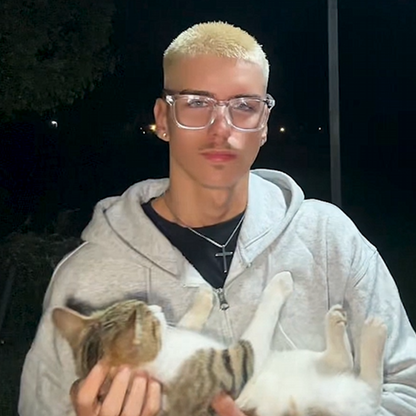 V Glasses